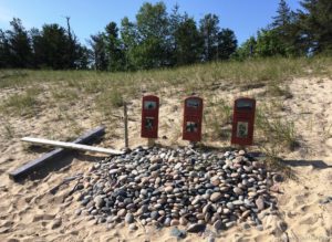 memorial to those perished on the Edmund FItzgerald