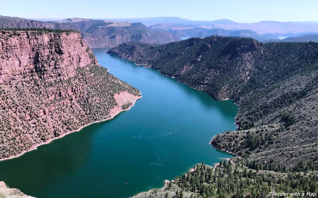 You are currently viewing 5 Beautiful Spots along the Flaming Gorge